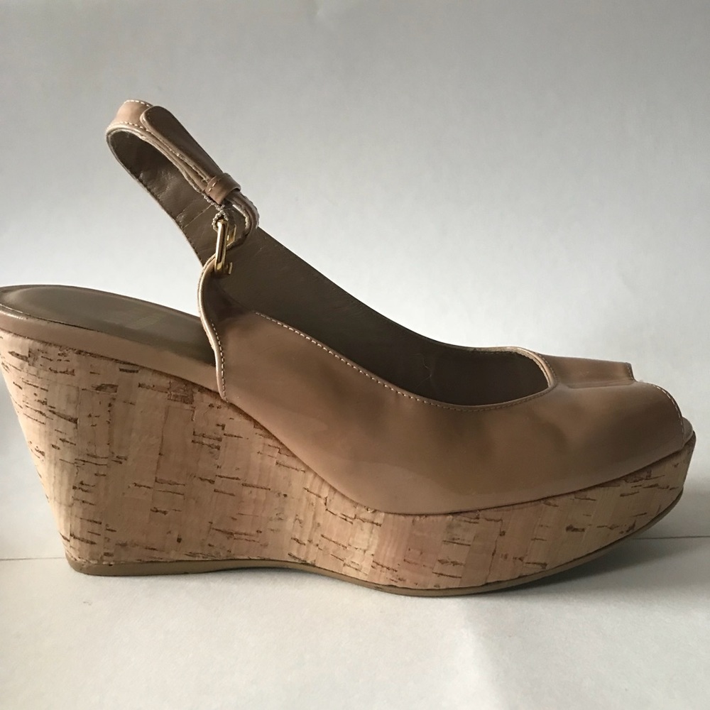 Stuart Weitzman Nude Wedge